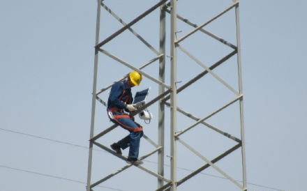 輸電線路圖像監(jiān)拍裝置 輸電線路圖像監(jiān)拍裝置